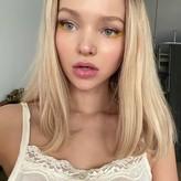 Dove Cameron голая #0348