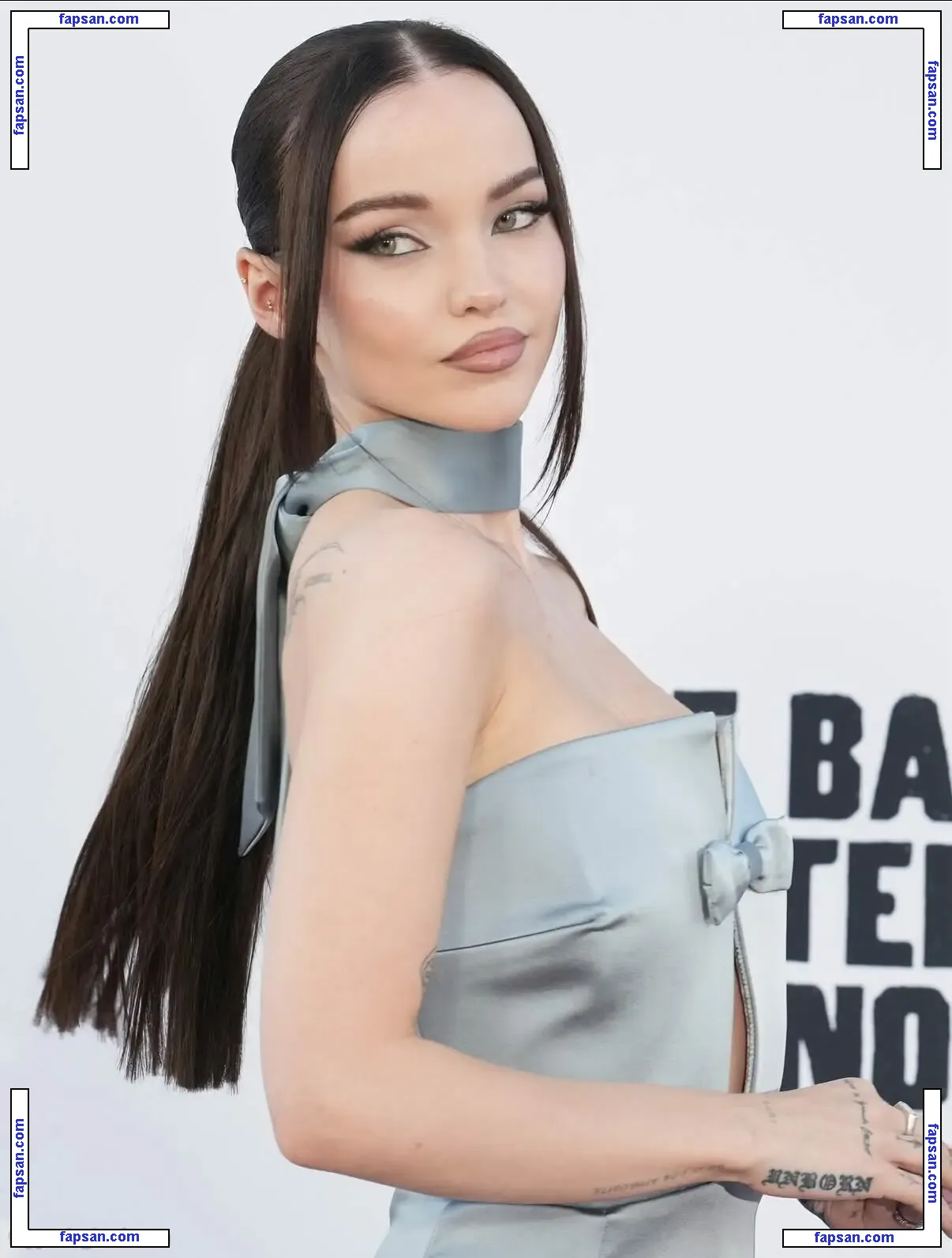 Dove Cameron nude photo #2280 from OnlyFans