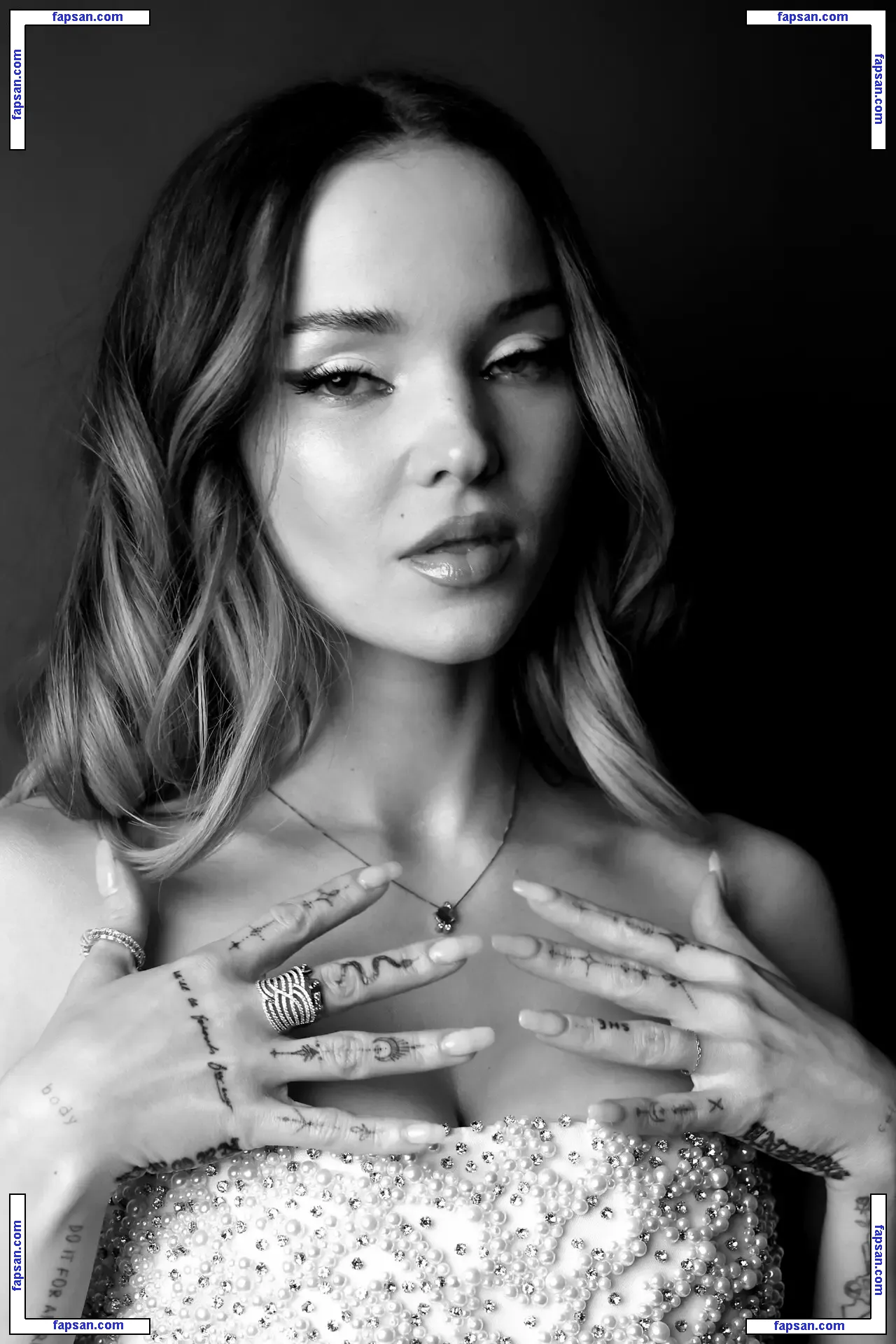 Dove Cameron nude photo #2300 from OnlyFans