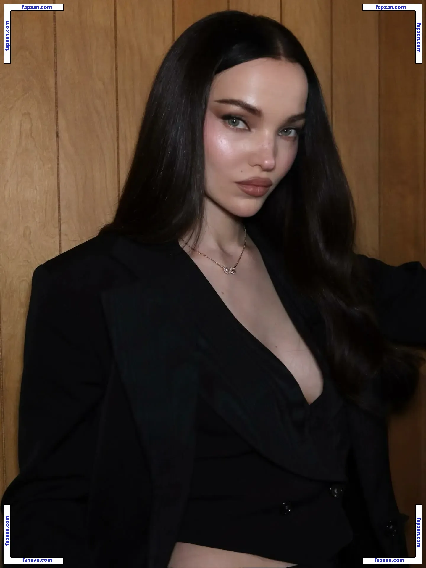 Dove Cameron nude photo #2317 from OnlyFans