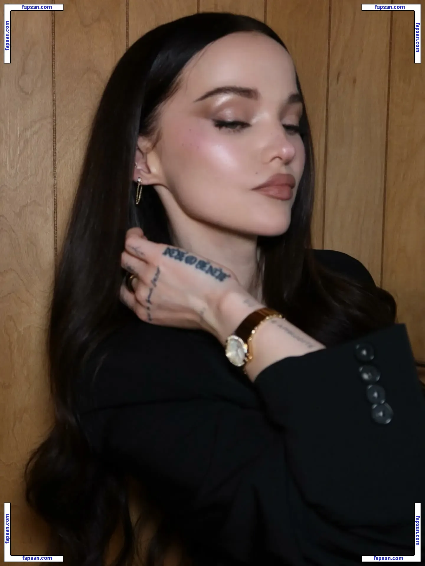 Dove Cameron nude photo #2318 from OnlyFans