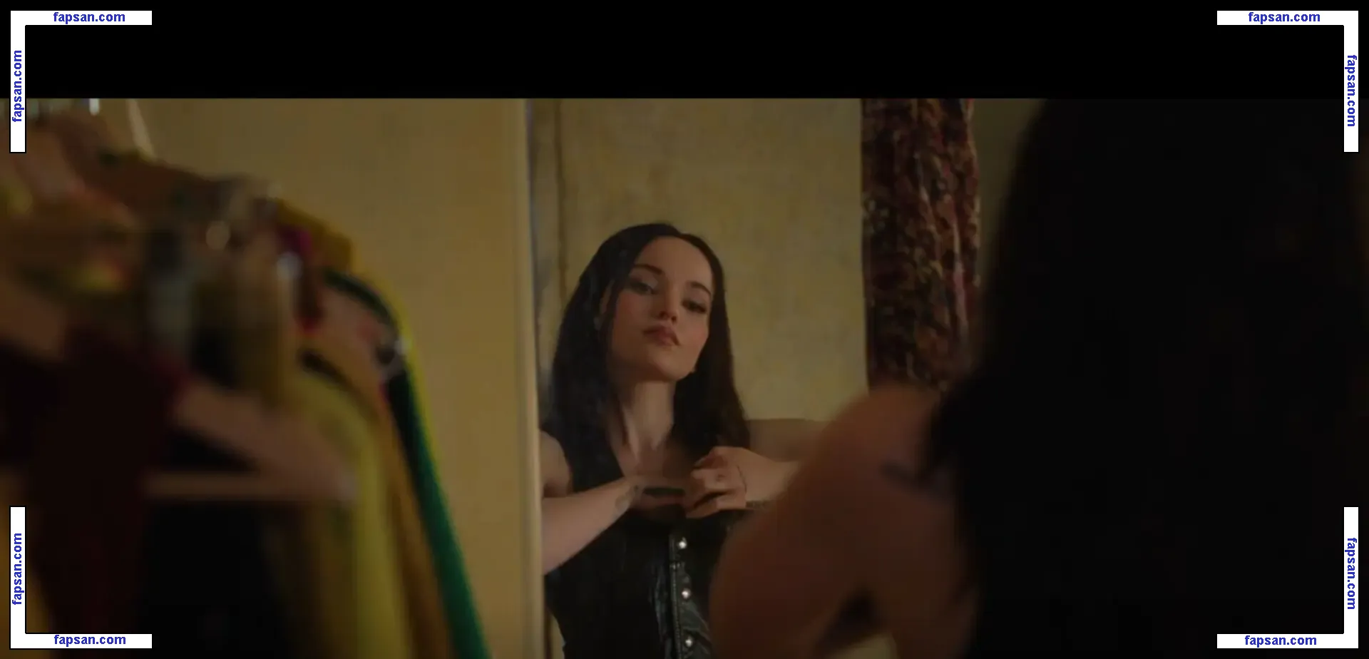 Dove Cameron голая фото #2324 с Онлифанс