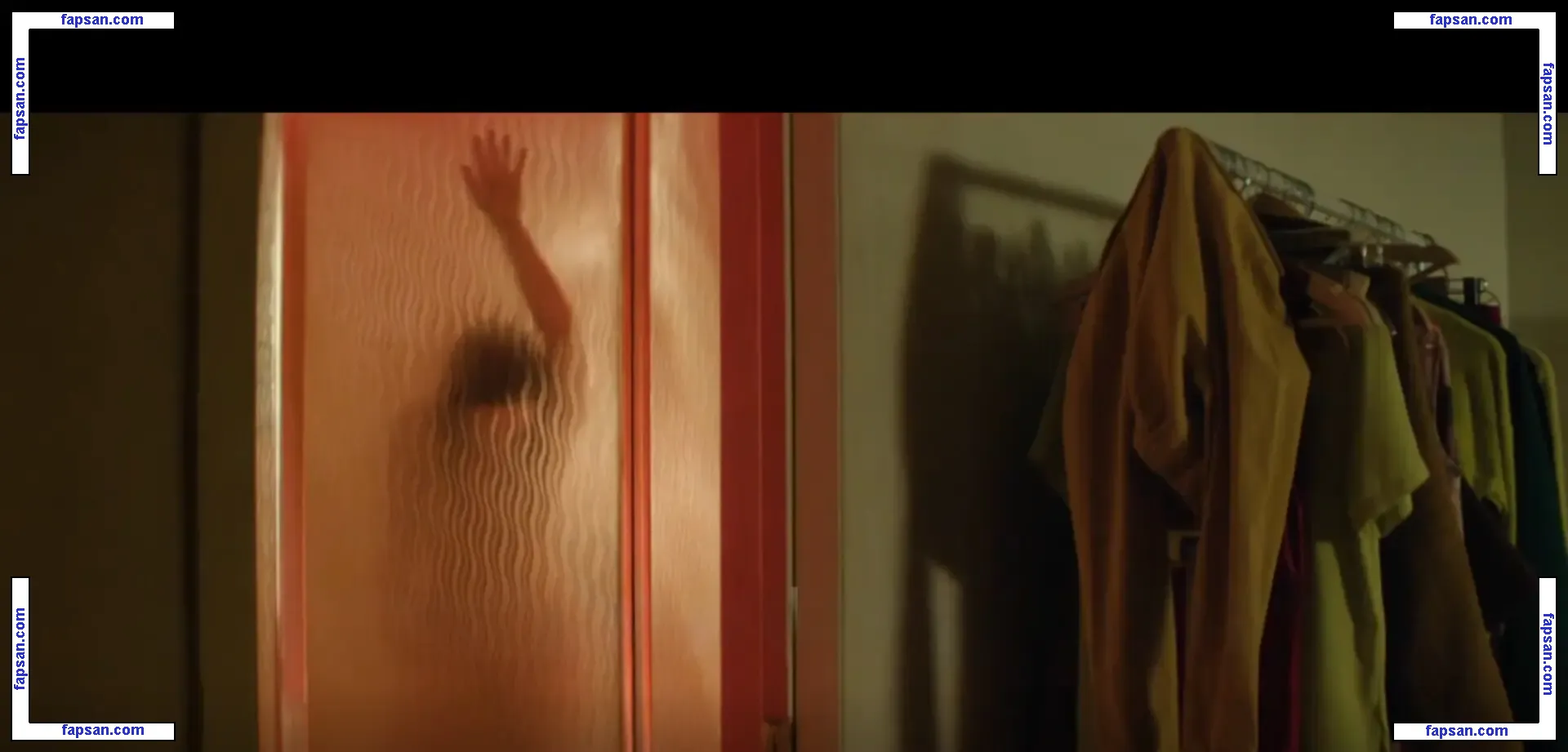 Dove Cameron голая фото #2329 с Онлифанс