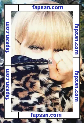 Dove Cameron nude photo #2373 from OnlyFans