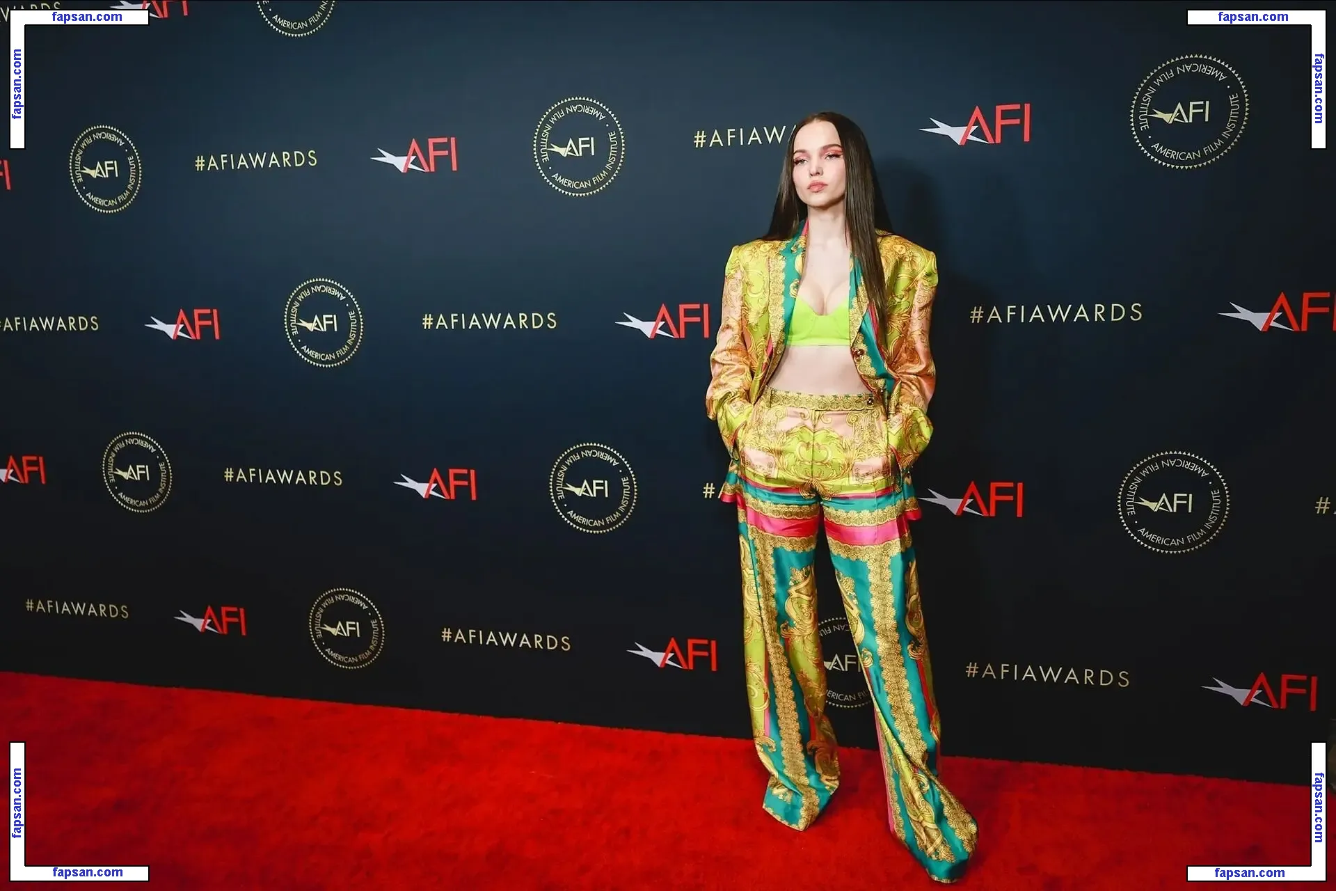 Dove Cameron nude photo #2382 from OnlyFans