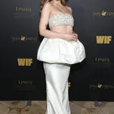 Dove Cameron nude #2301