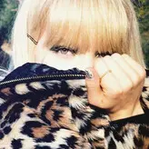 Dove Cameron nude #2373