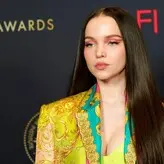 Dove Cameron nude #2379