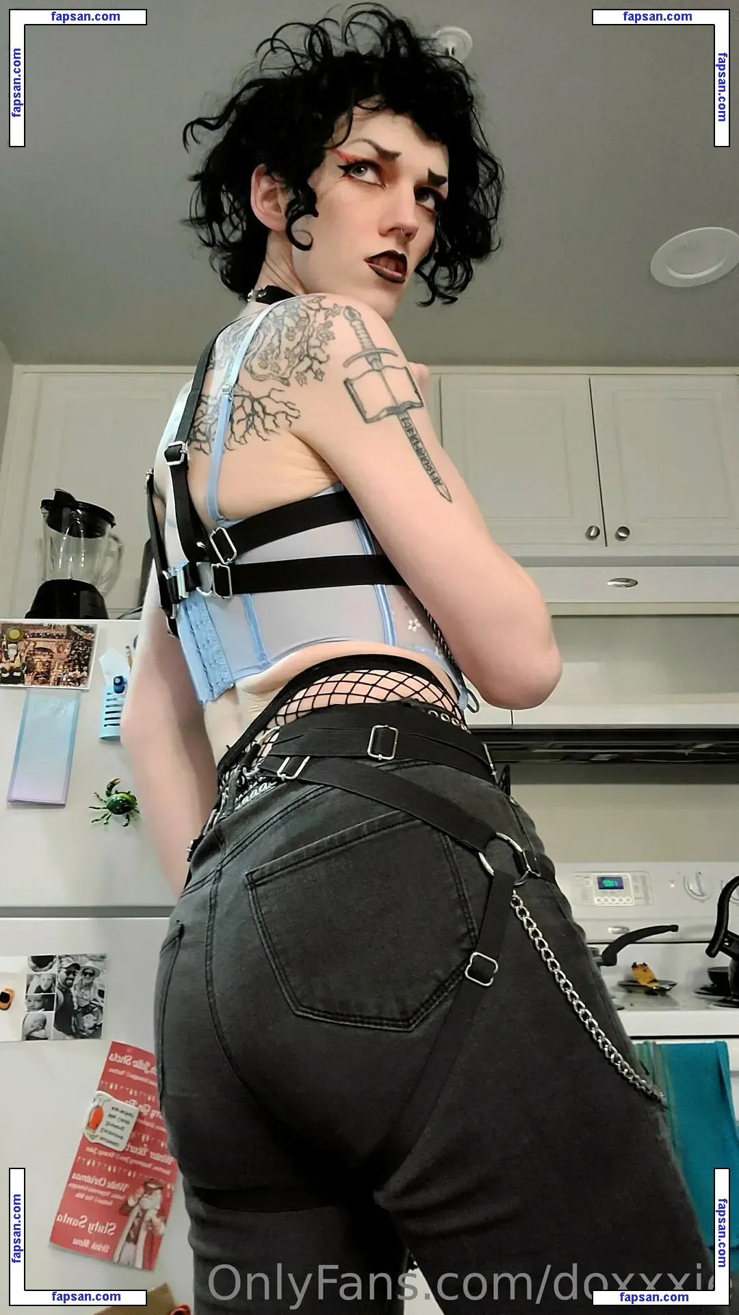 doxxxie nude photo #0038 from OnlyFans