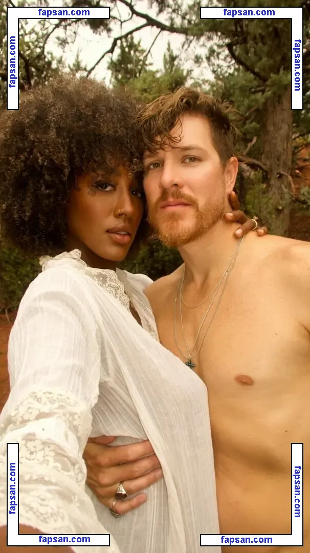 Dravon Rangel nude photo #0003 from OnlyFans