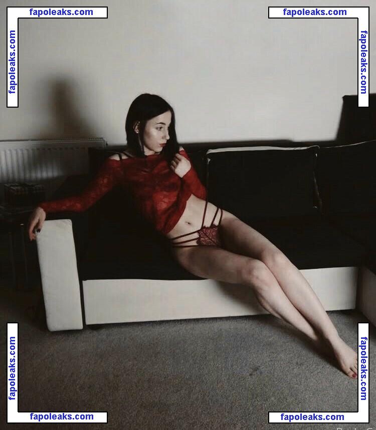 dreamybrunettegirl / ig_marinette nude photo #0001 from OnlyFans