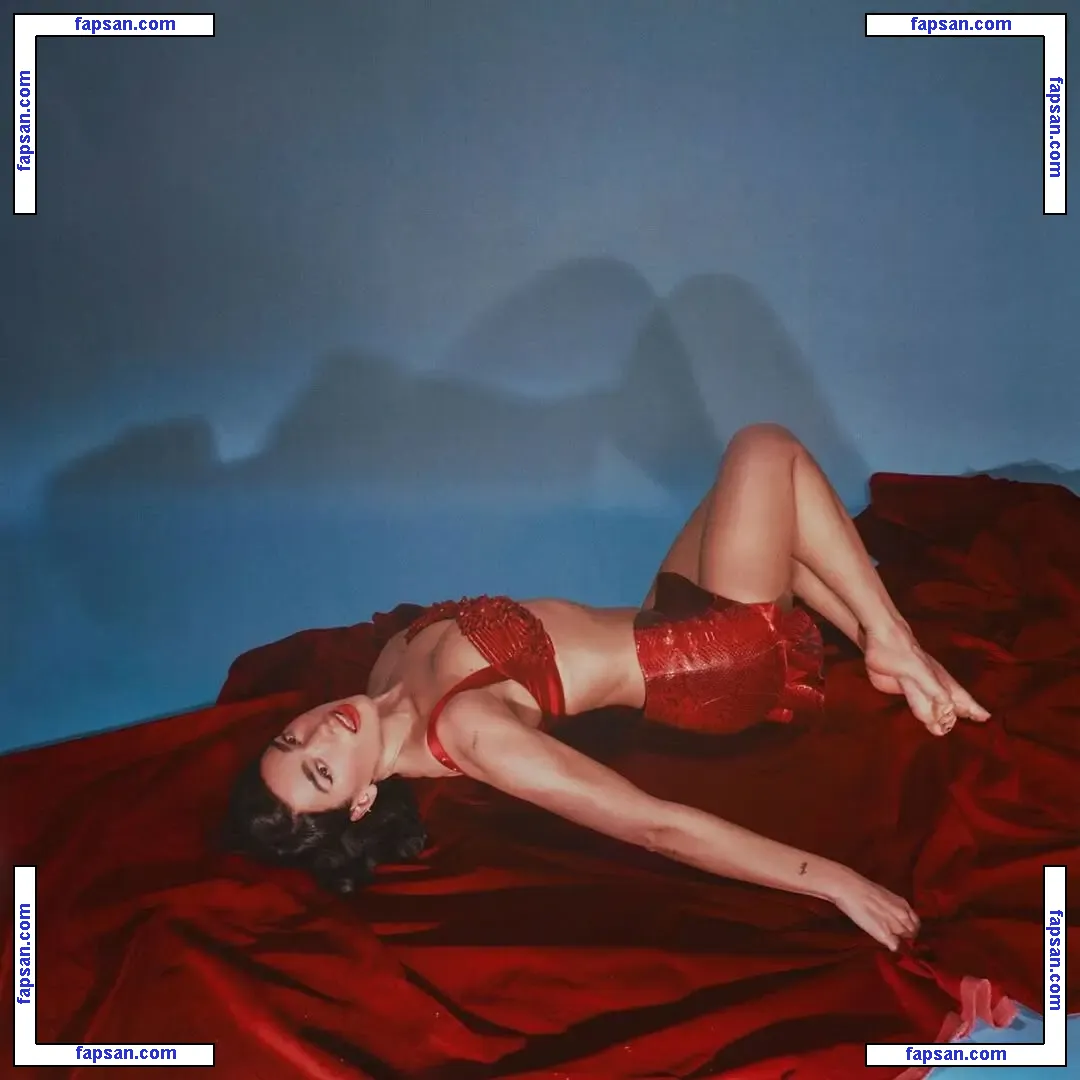 Dua Lipa nude photo #9350 from OnlyFans