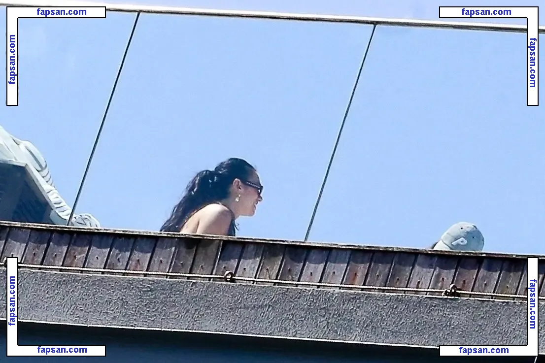 Dua Lipa голая фото #9644 с Онлифанс