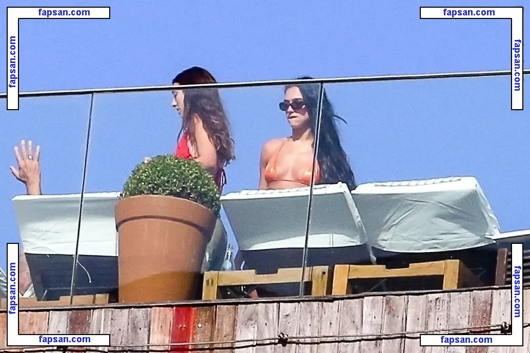 Dua Lipa голая фото #9648 с Онлифанс