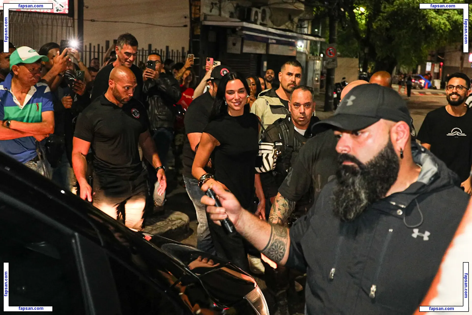 Dua Lipa голая фото #9674 с Онлифанс