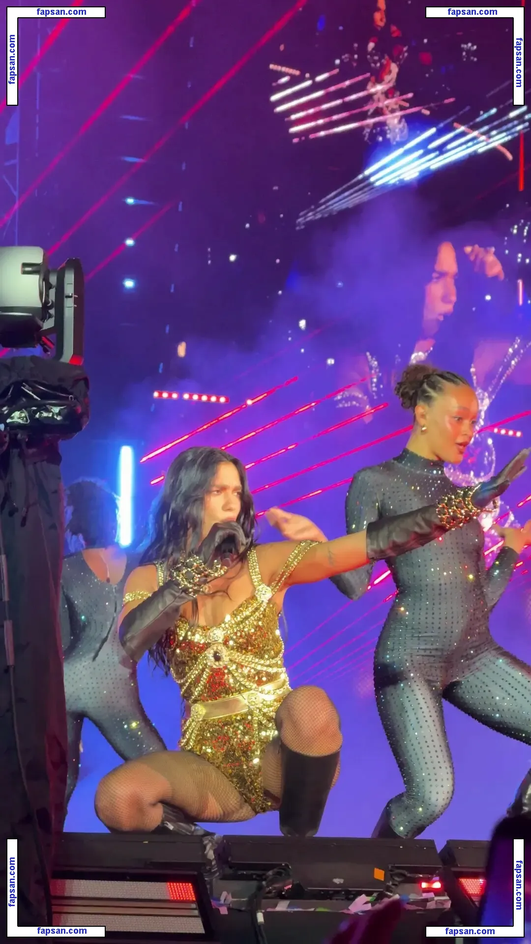 Dua Lipa голая фото #9700 с Онлифанс