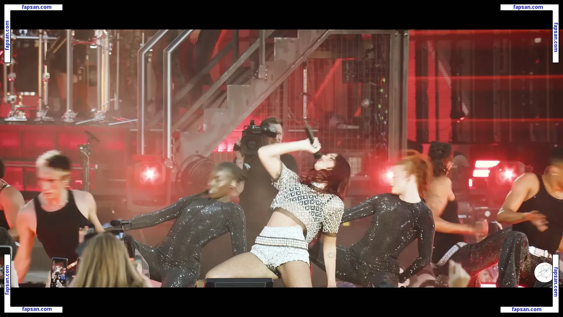 Dua Lipa голая фото #9704 с Онлифанс