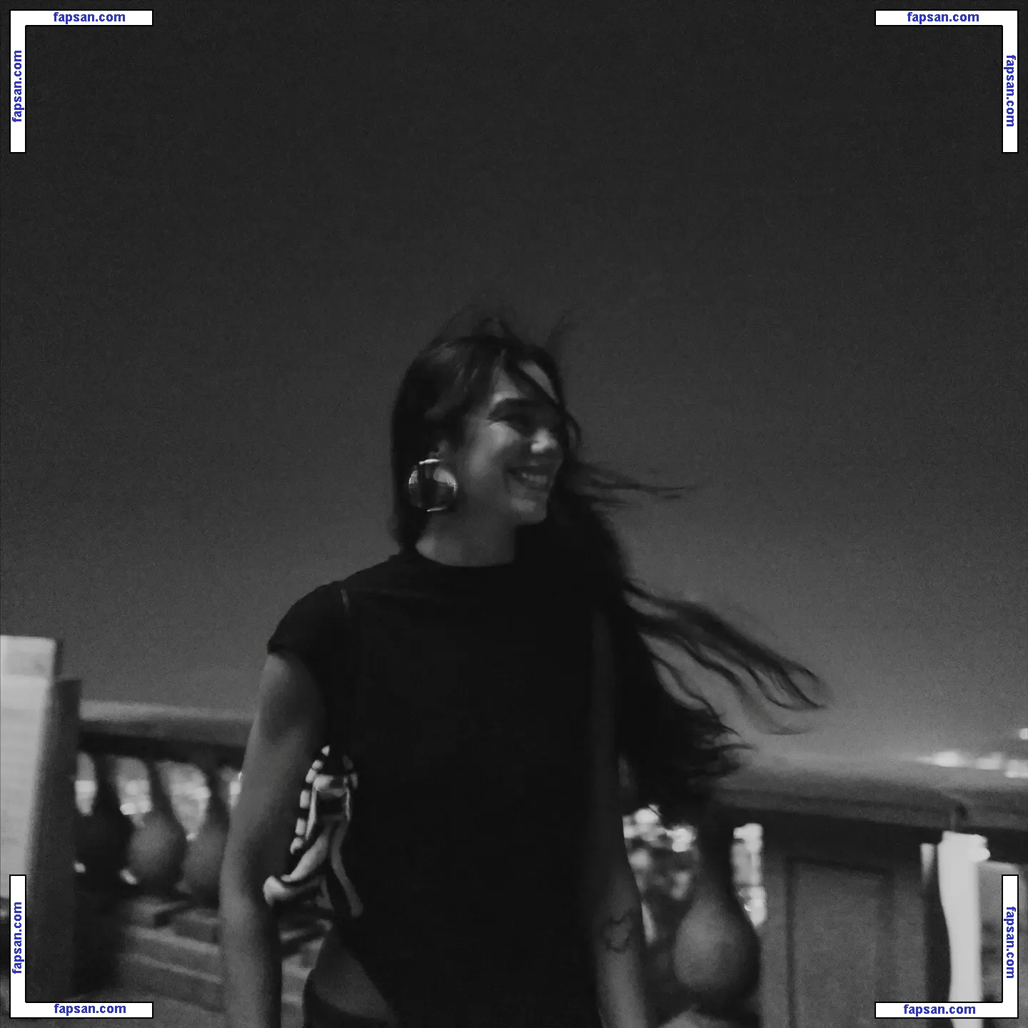 Dua Lipa голая фото #9713 с Онлифанс