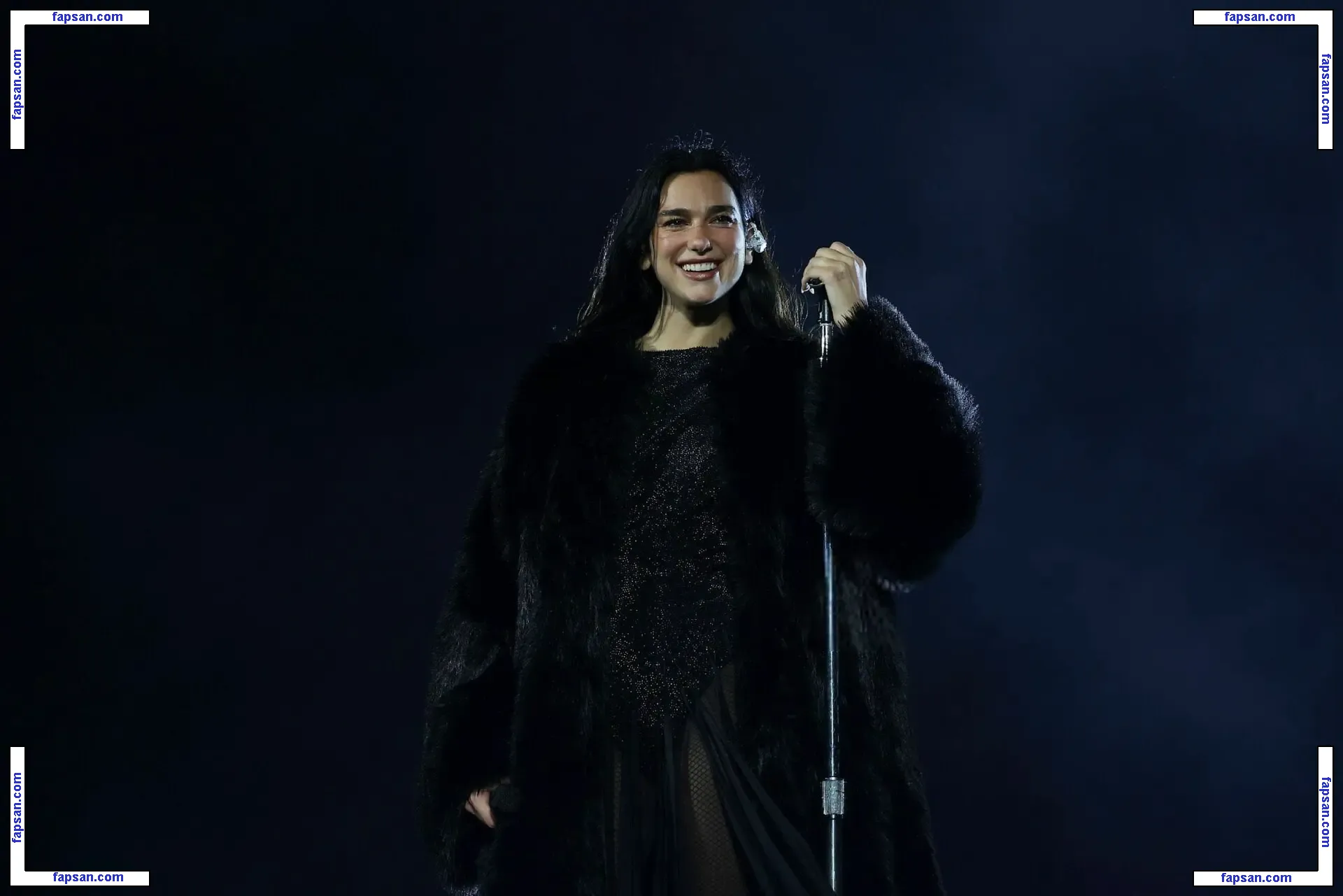 Dua Lipa голая фото #9722 с Онлифанс