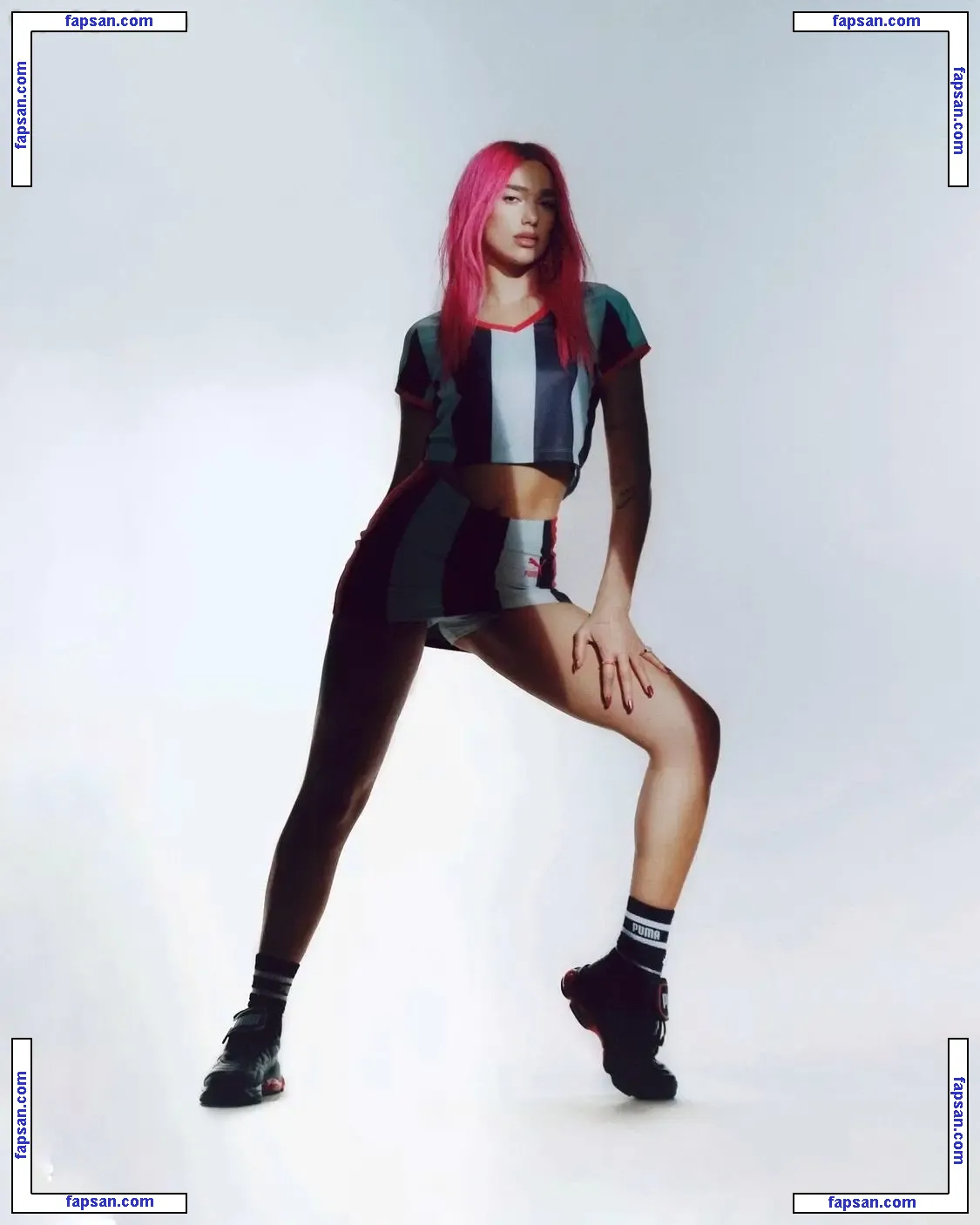 Dua Lipa nude photo #5037 from OnlyFans