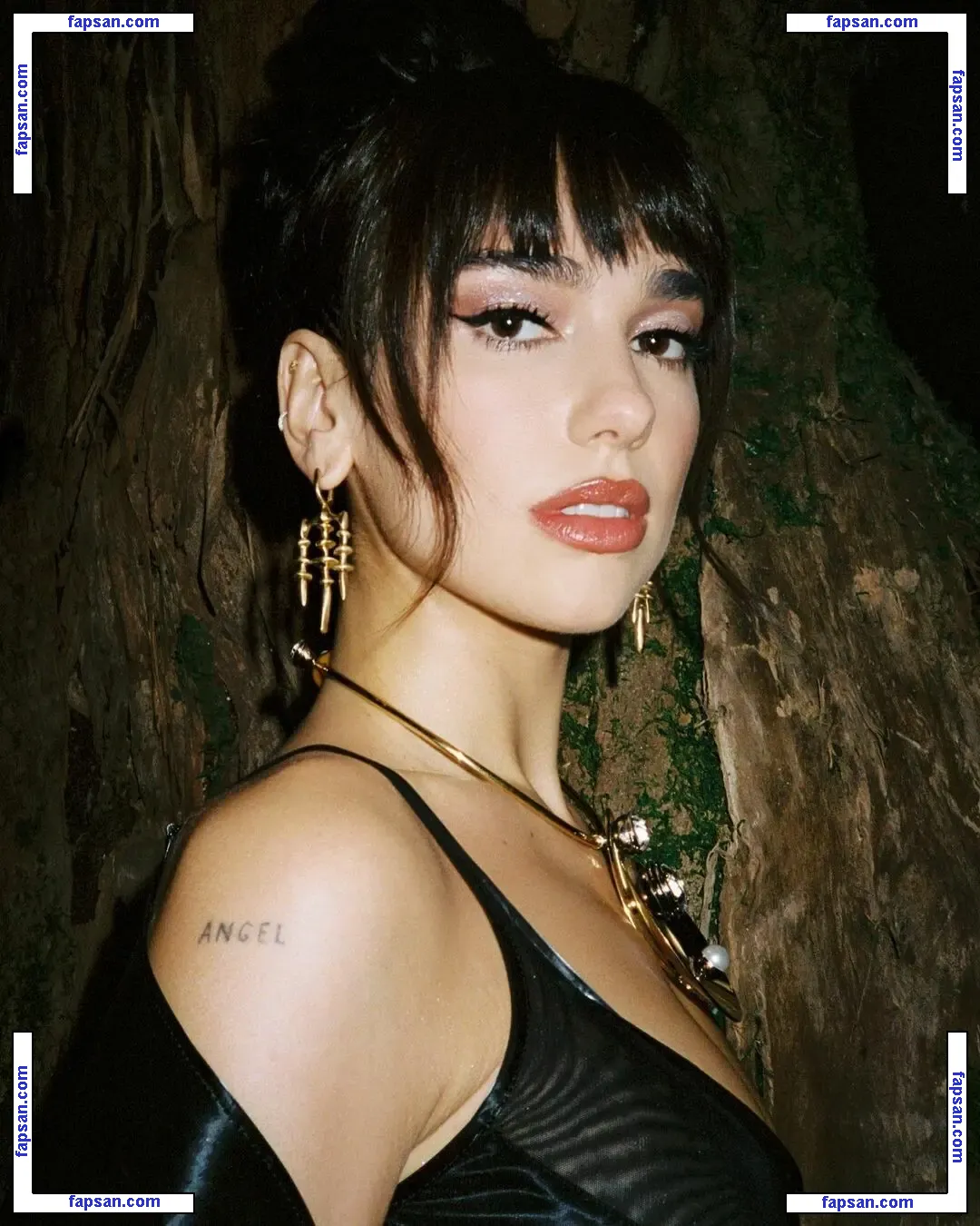Dua Lipa nude photo #5040 from OnlyFans