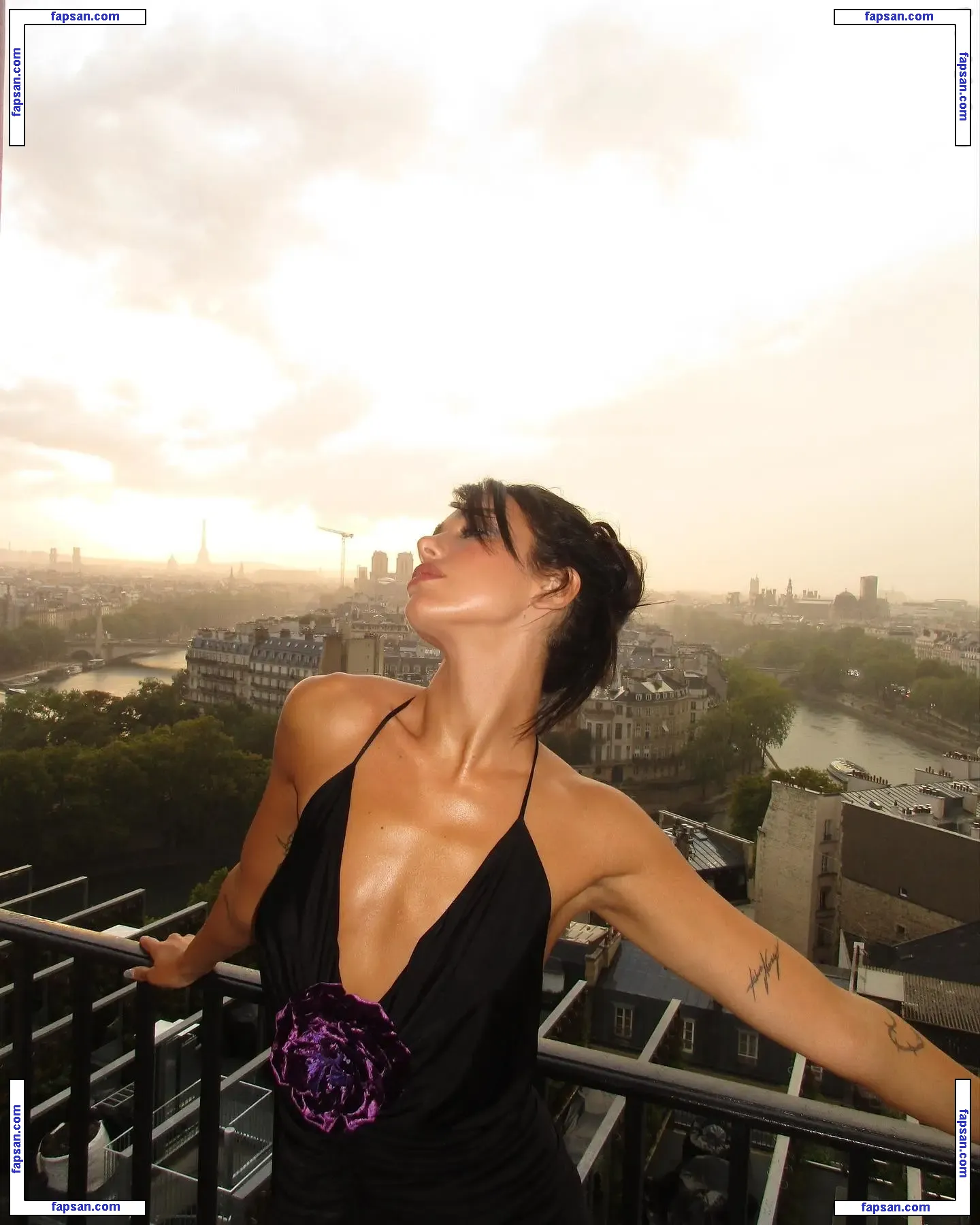 Dua Lipa nude photo #5402 from OnlyFans