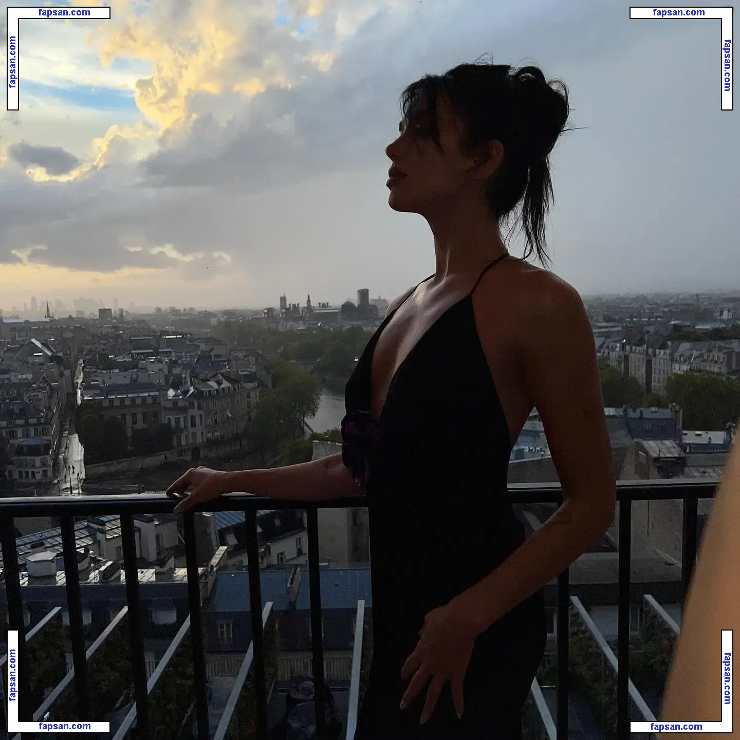 Dua Lipa nude photo #5420 from OnlyFans