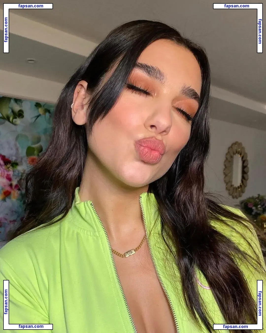Dua Lipa nude photo #5491 from OnlyFans