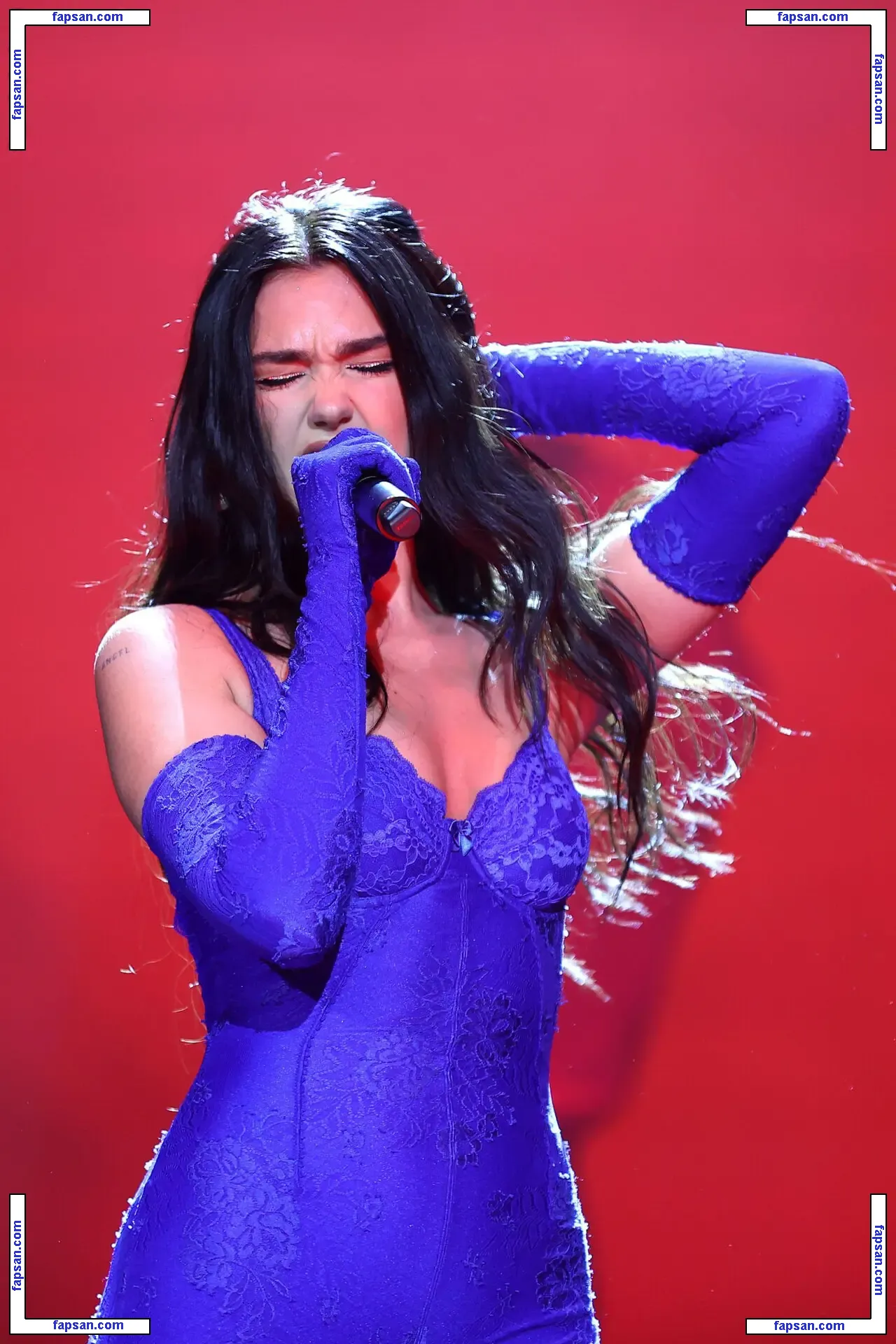Dua Lipa nude photo #5546 from OnlyFans