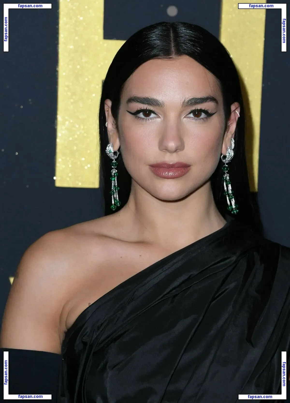 Dua Lipa nude photo #5657 from OnlyFans