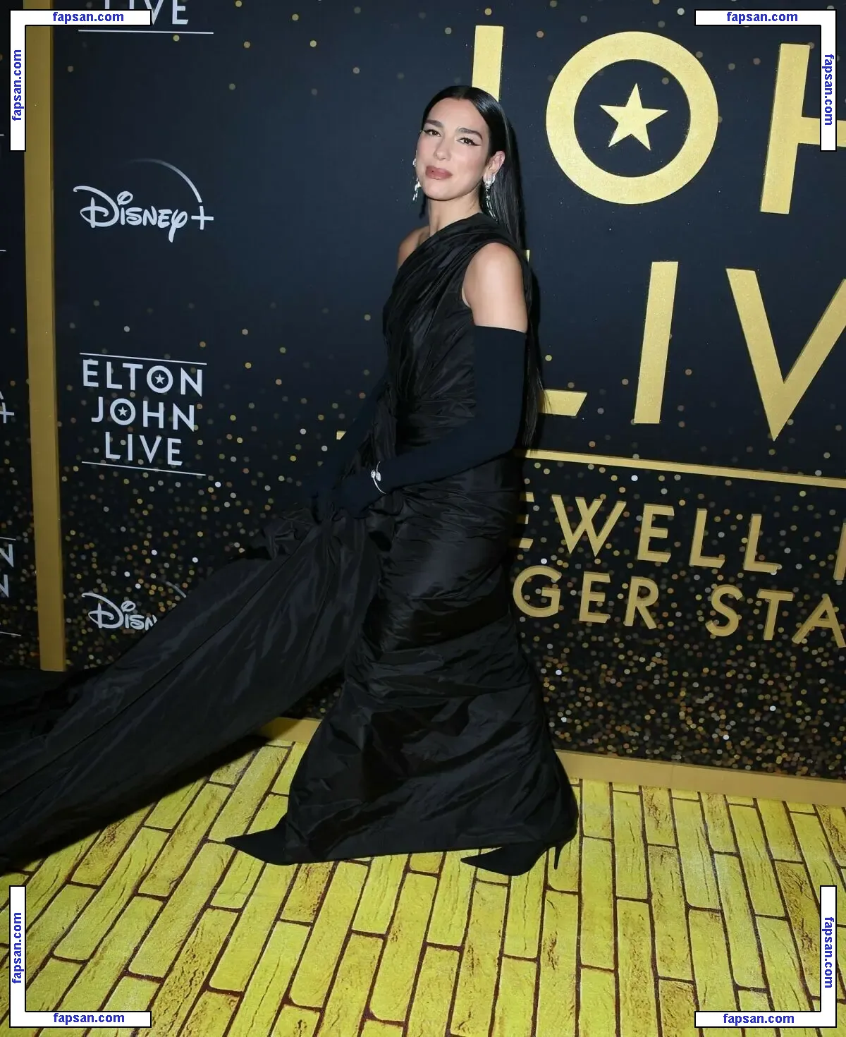 Dua Lipa nude photo #5664 from OnlyFans