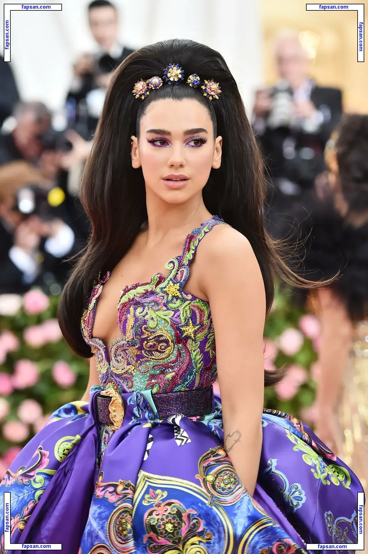 Dua Lipa nude photo #6109 from OnlyFans