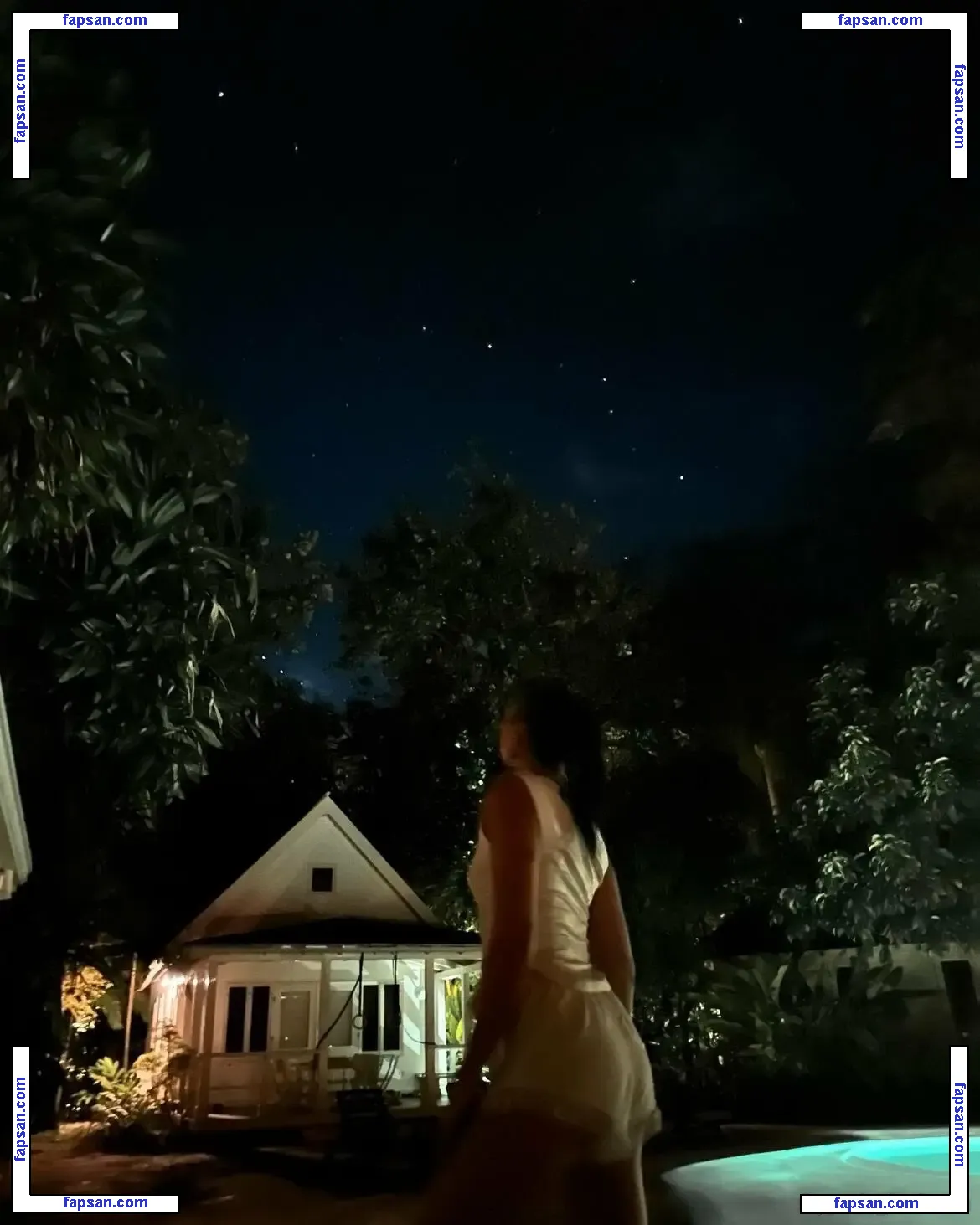 Dua Lipa nude photo #6371 from OnlyFans