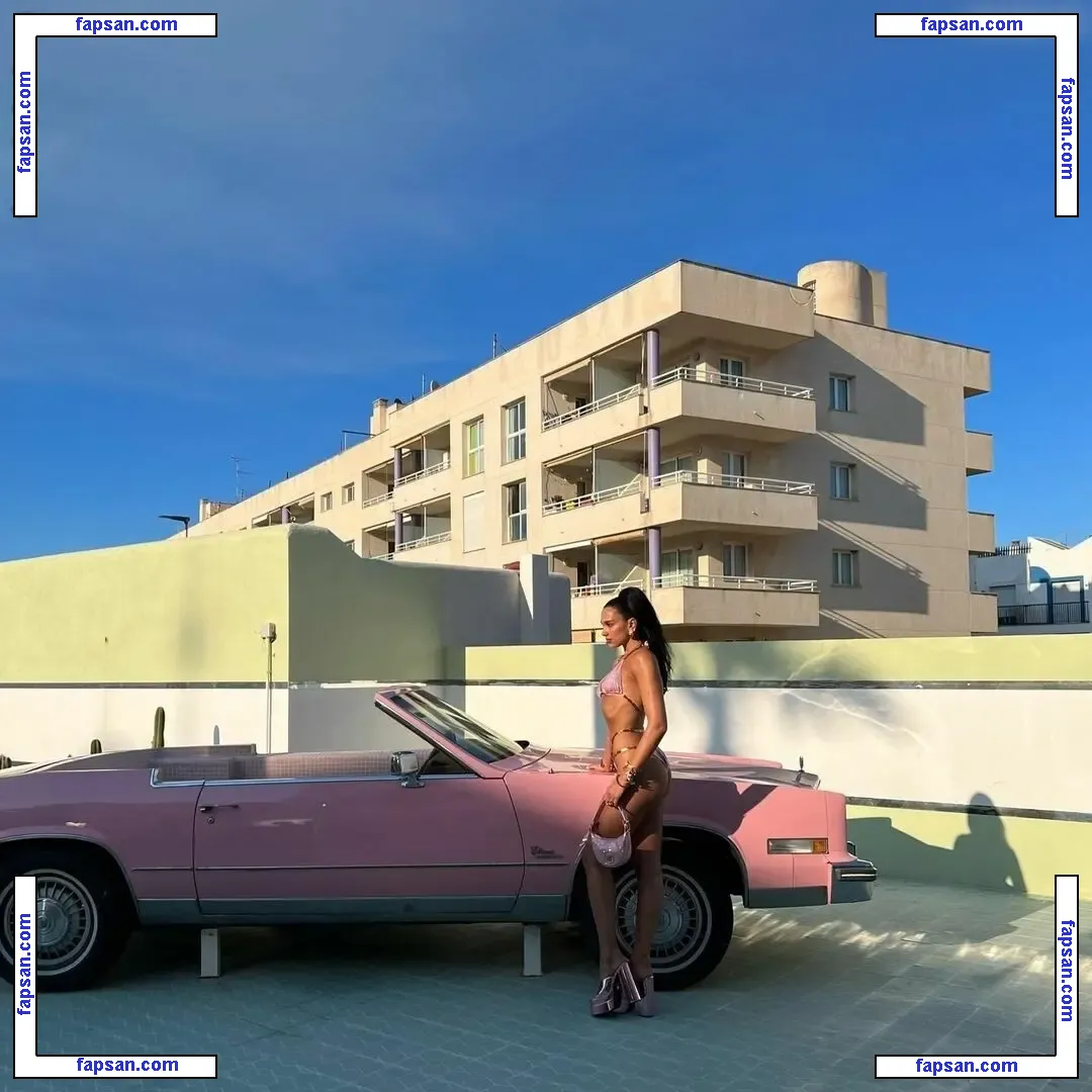 Dua Lipa nude photo #8311 from OnlyFans