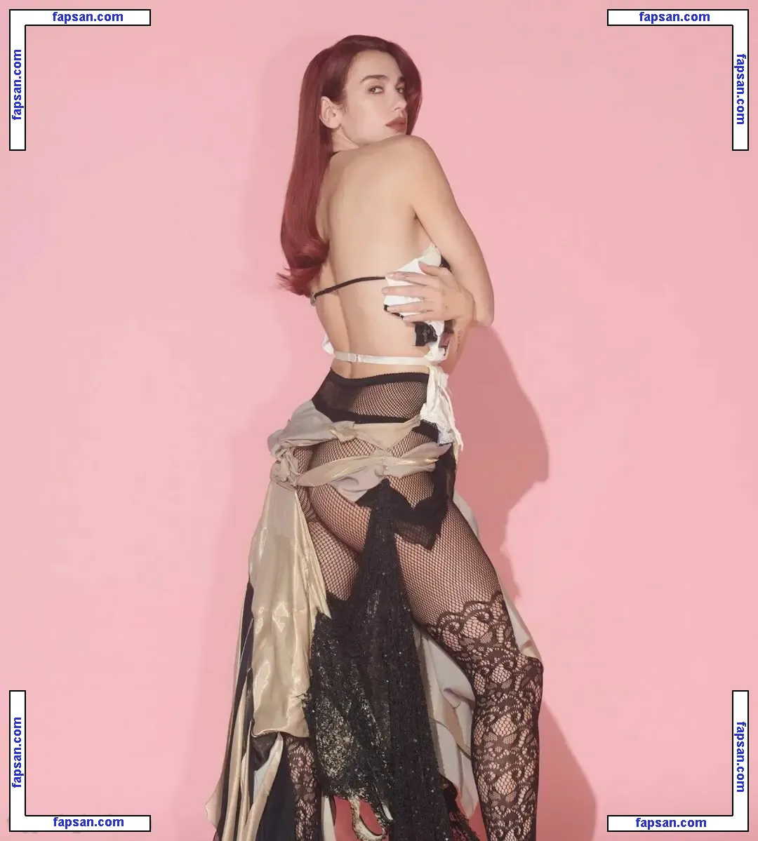 Dua Lipa nude photo #8533 from OnlyFans