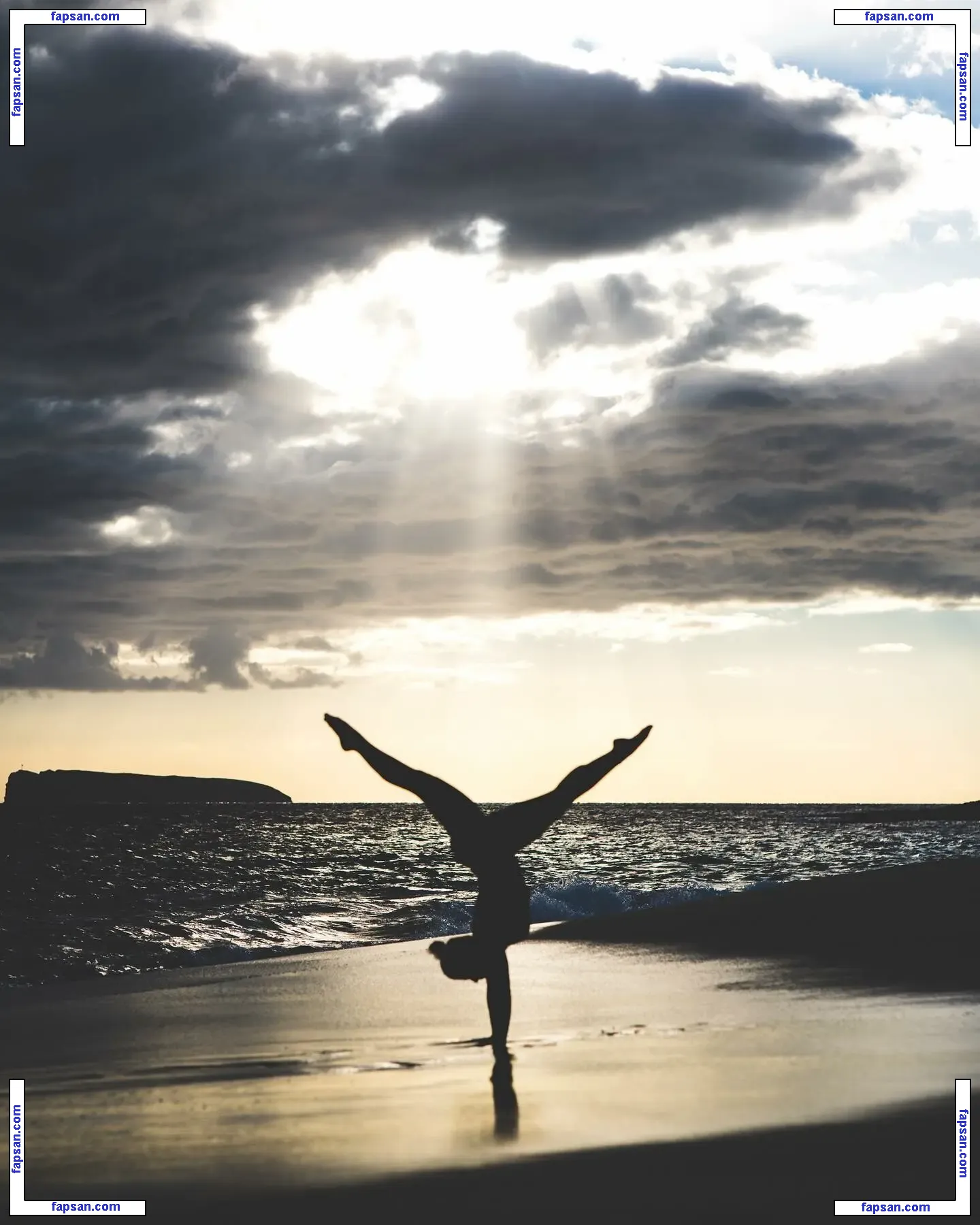 Dublin Lilies голая фото #0001 с Онлифанс