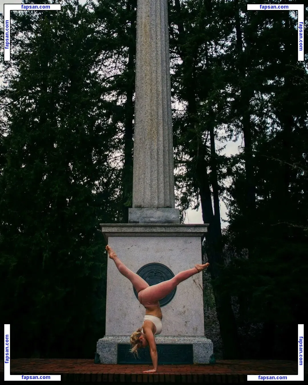 Dublin Lilies голая фото #0008 с Онлифанс