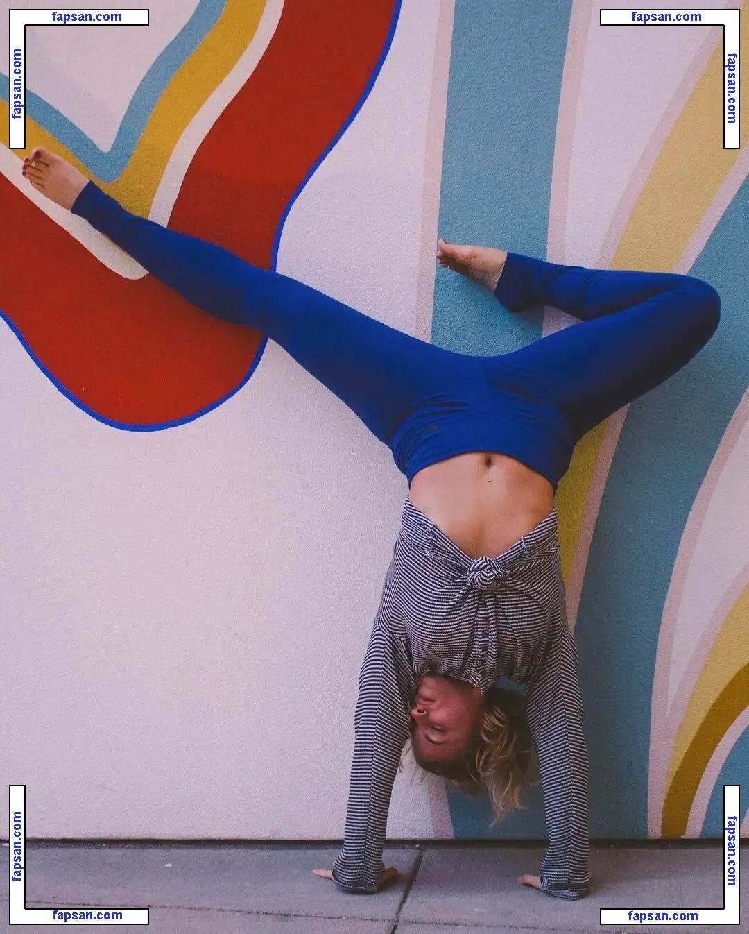 Dublin Lilies голая фото #0013 с Онлифанс