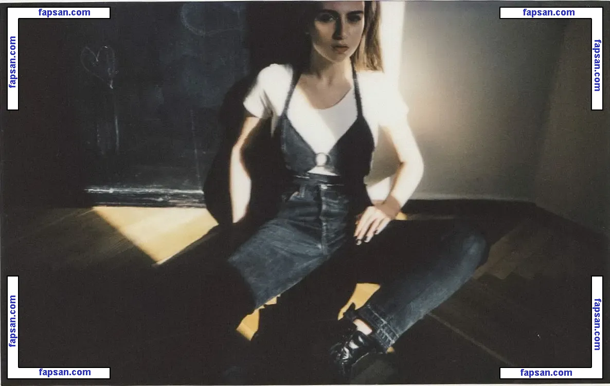 dubowick nude photo #0001 from OnlyFans