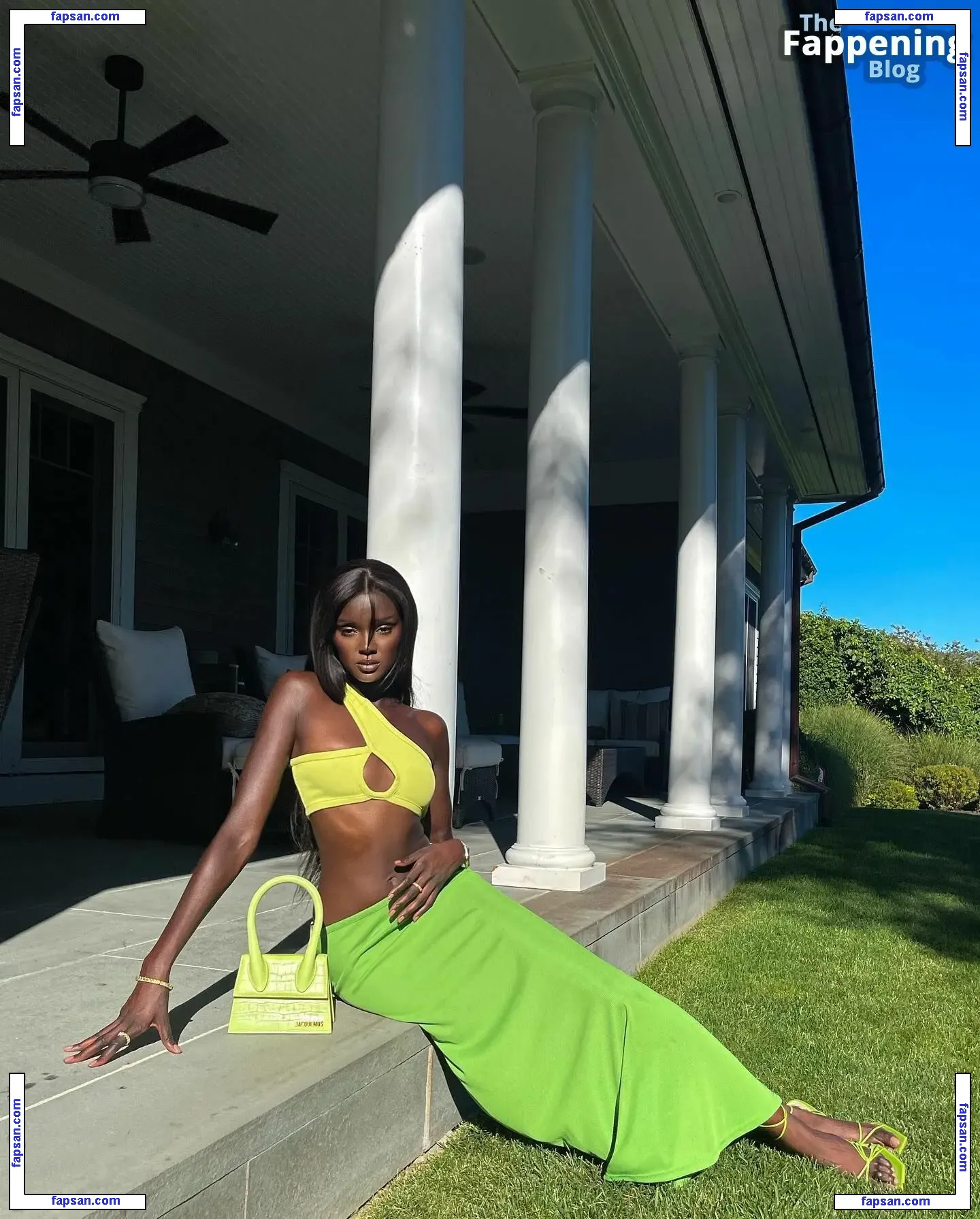 Duckie Thot nude photo #0046 from OnlyFans