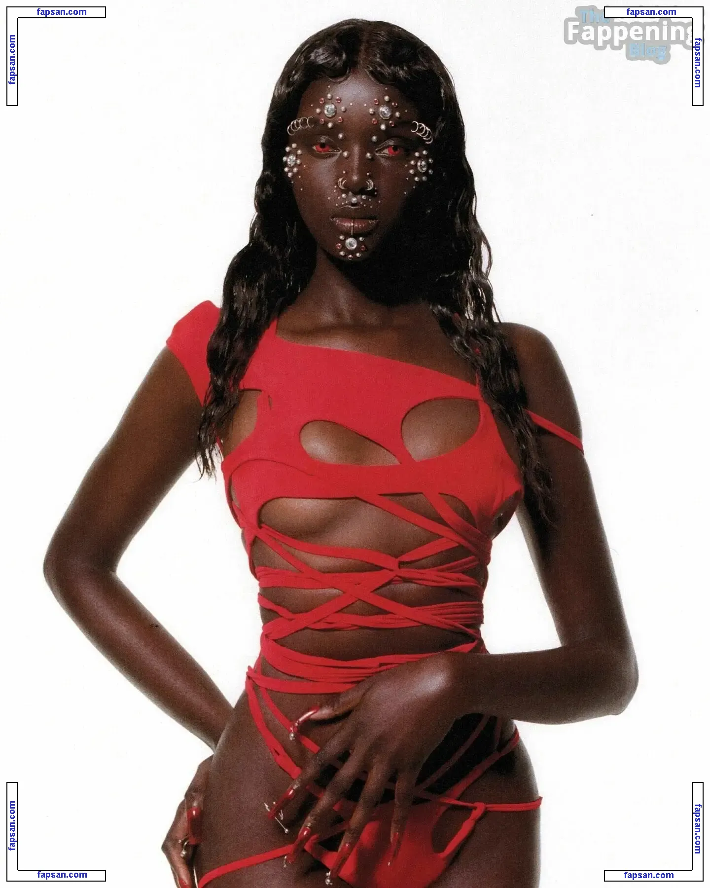 Duckie Thot nude photo #0056 from OnlyFans