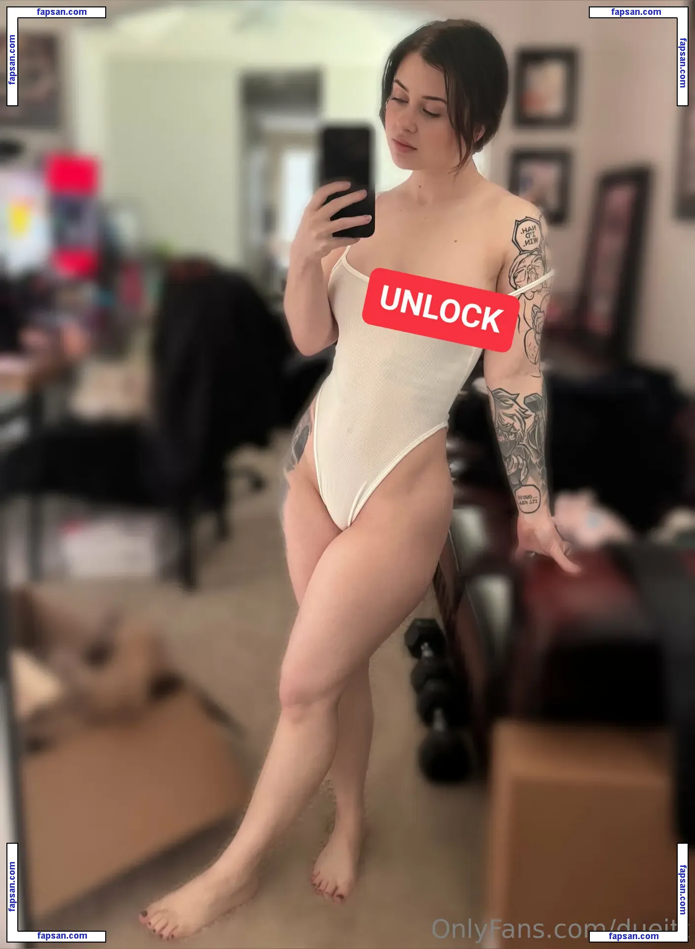 dueitt nude photo #0003 from OnlyFans