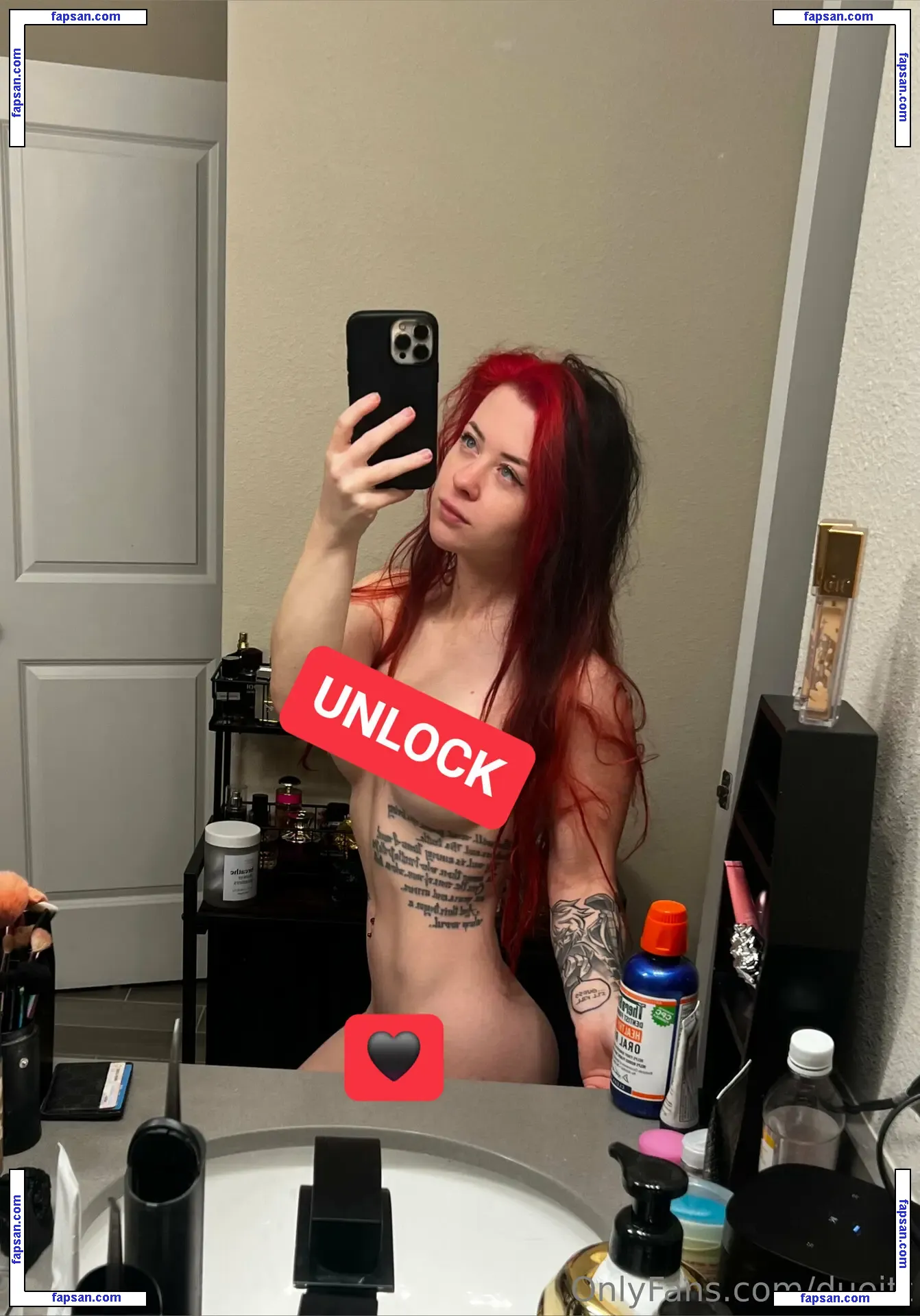dueitt nude photo #0004 from OnlyFans