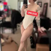 dueitt nude #0003