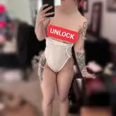 dueitt nude #0005