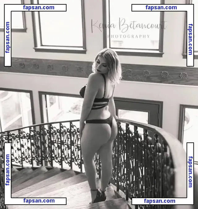 dulce_mariamay nude photo #0014 from OnlyFans