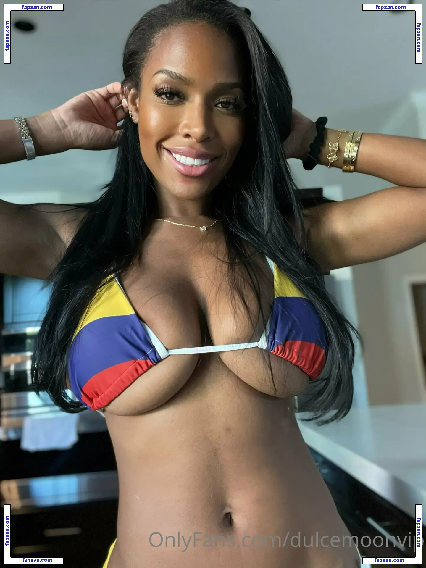 dulcemoonvip nude photo #0010 from OnlyFans