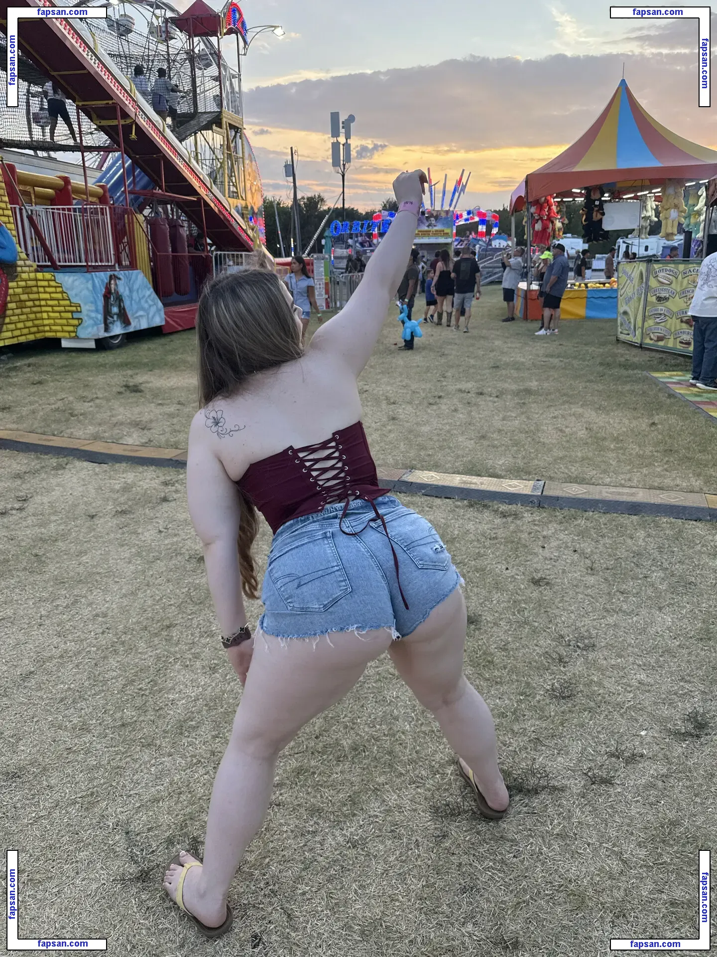 Dulyiis nude photo #0002 from OnlyFans