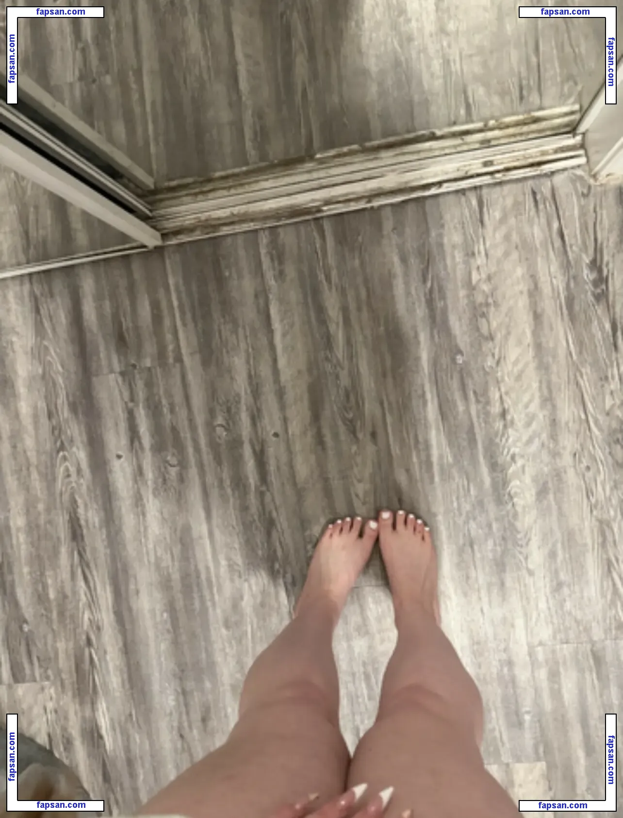 Dulyiis голая фото #0034 с Онлифанс