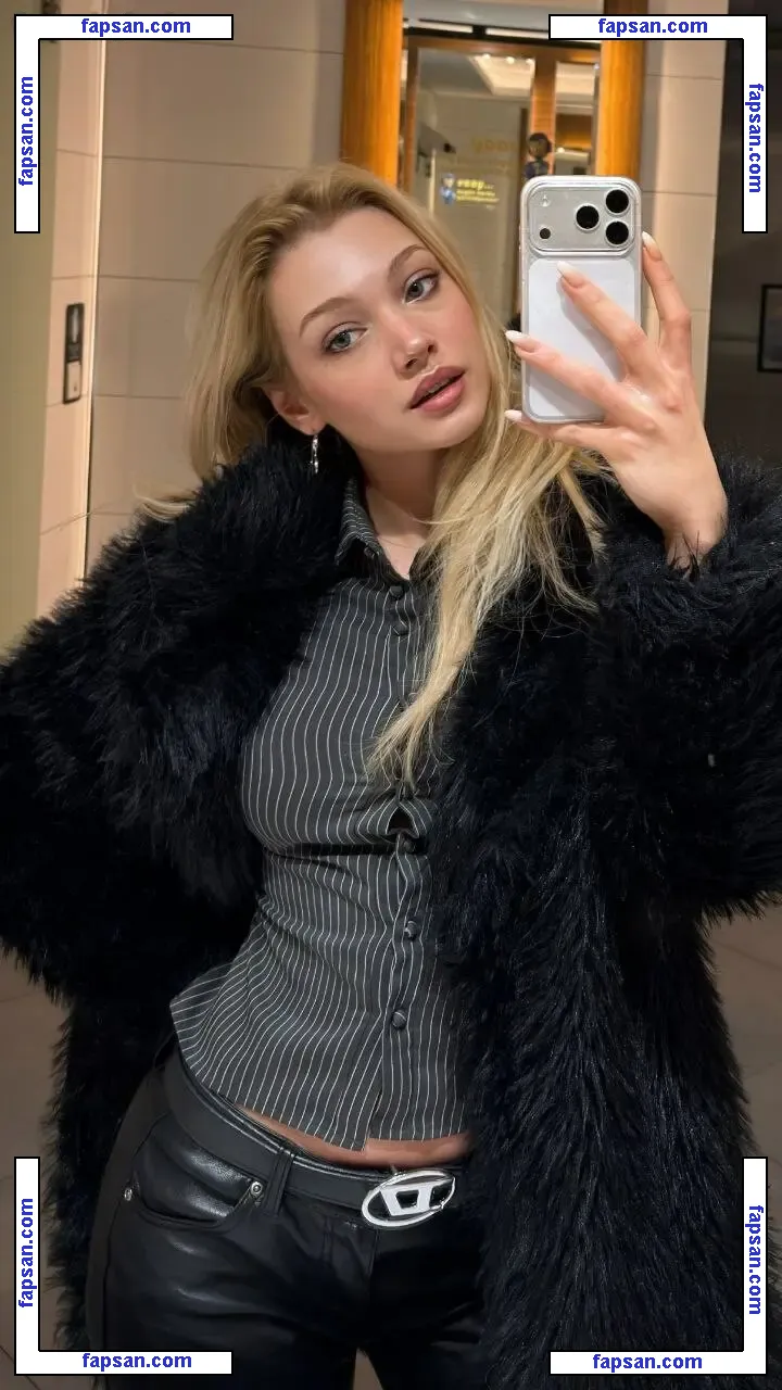 Duygu German голая фото #0049 с Онлифанс